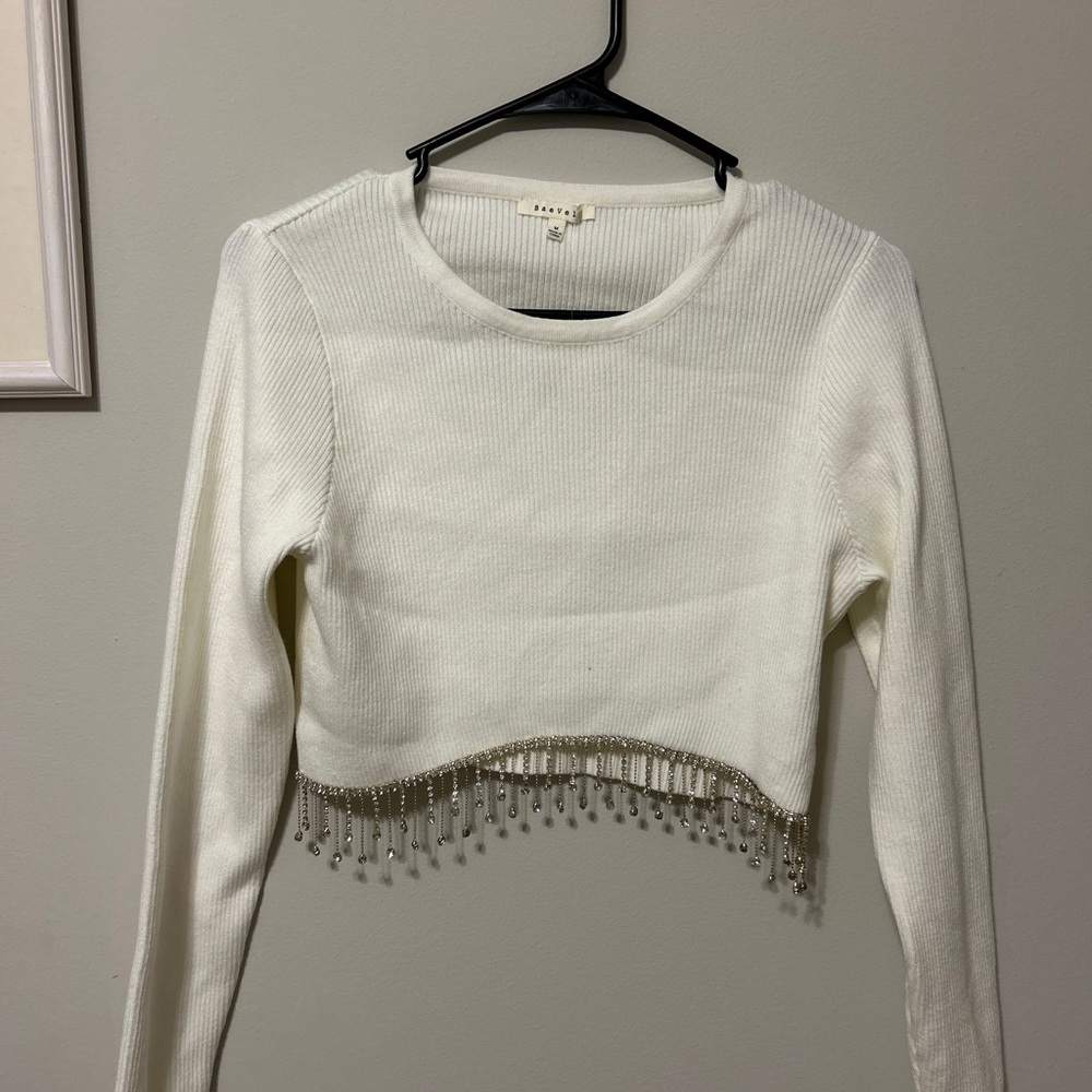 Chic White Beaded Hem Crop Top